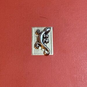 Retired James Avery Sterling Silver Gecko Charm - Pendant